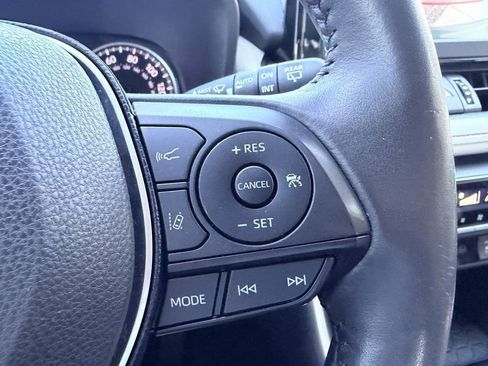 Used 2019 Toyota RAV4 XLE Premium w/ Cold Weather Package image 34