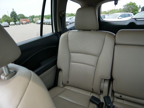 Used 2016 Honda Pilot EX-L image 12