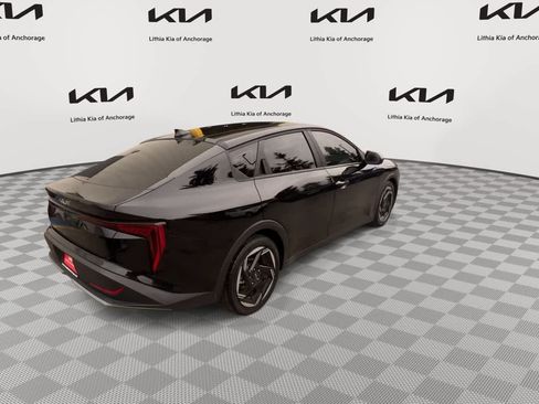 Certified 2025 Kia K4 EX FWD image 7
