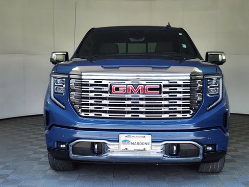 Used 2024 GMC Sierra 1500 Denali w/ Denali Reserve Package AWD/4WD image 2