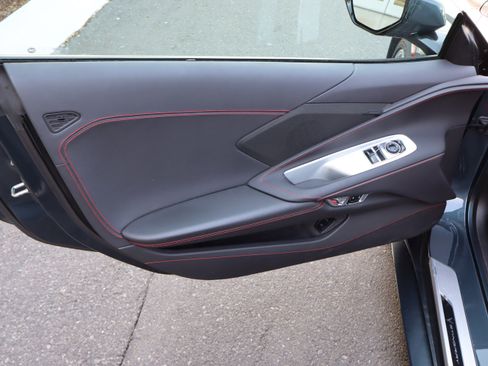 Used 2021 Chevrolet Corvette Stingray Coupe w/ Battery Protection Package image 12