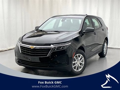 Certified 2023 Chevrolet Equinox LS image 1