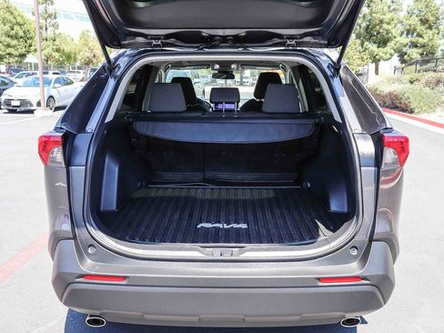 Certified 2023 Toyota RAV4 XLE FWD image 32