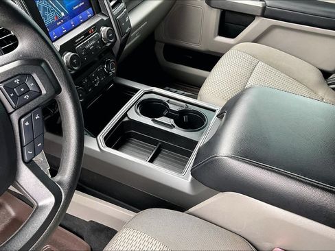 Used 2019 Ford F250 XLT w/ XLT Premium Package AWD/4WD image 15