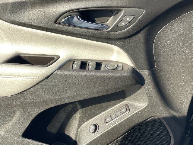 Used 2021 Chevrolet Equinox Premier FWD image 23