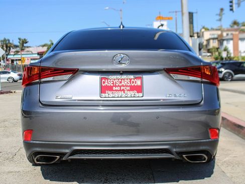 Used 2018 Lexus IS 300 F Sport RWD image 5