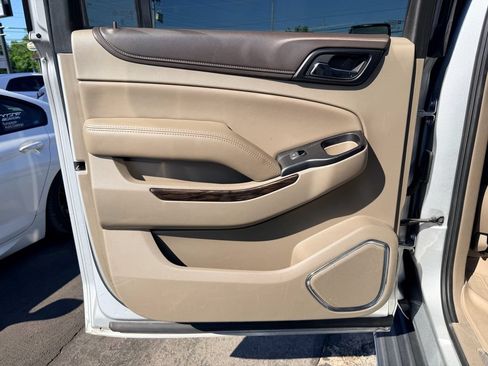 Used 2018 GMC Yukon XL SLT RWD image 27