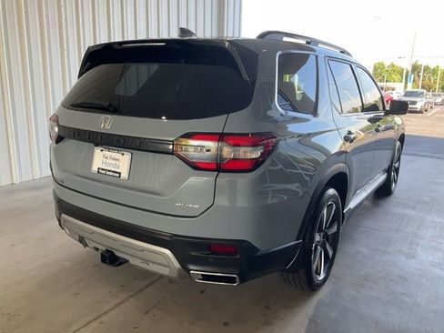 Certified 2023 Honda Pilot Elite image 25