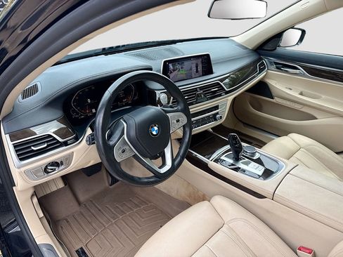 Used 2020 BMW 740i w/ Cold Weather Package RWD image 10