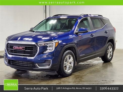 Certified 2023 GMC Terrain SLE w/ Driver Convenience Package image 1