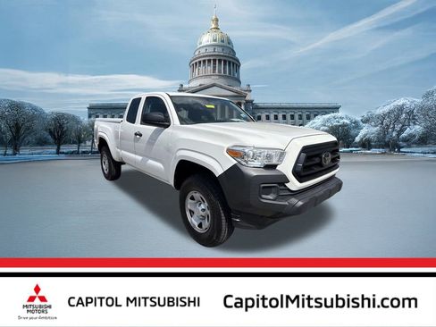 Used 2020 Toyota Tacoma 2WD Access Cab image 1