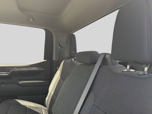Used 2024 Chevrolet Silverado 1500 LT AWD/4WD image 19