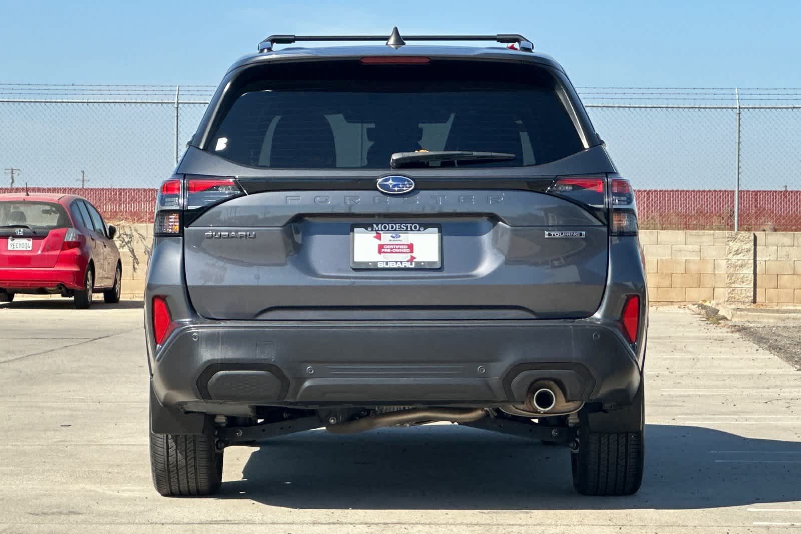 Certified 2025 Subaru Forester Touring w/ Popular Package - Touring AWD/4WD image 4