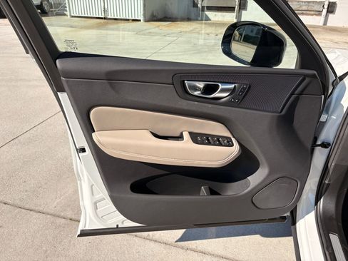 Used 2026 Volvo XC60 B5 Plus w/ Protection Package Premier image 21
