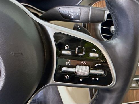 Used 2022 Mercedes-Benz GLC 300 4MATIC image 21