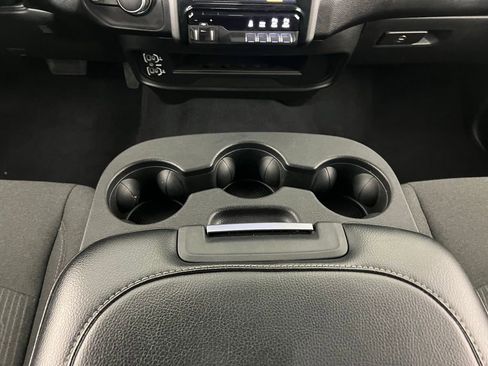 Used 2024 RAM 2500 Big Horn w/ Sport Appearance Package image 15