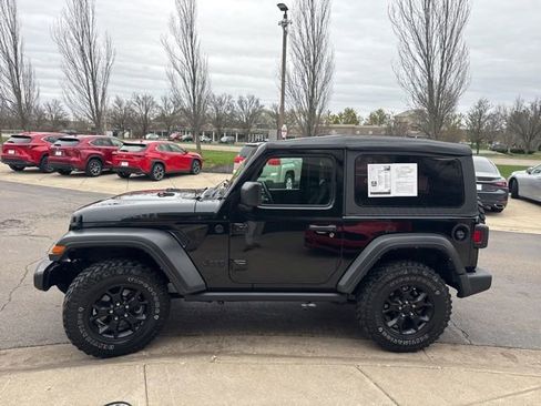 Used 2022 Jeep Wrangler Willys image 6