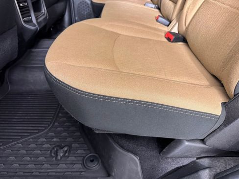 Used 2021 RAM 2500 Big Horn w/ Level 1 Equipment Group image 32