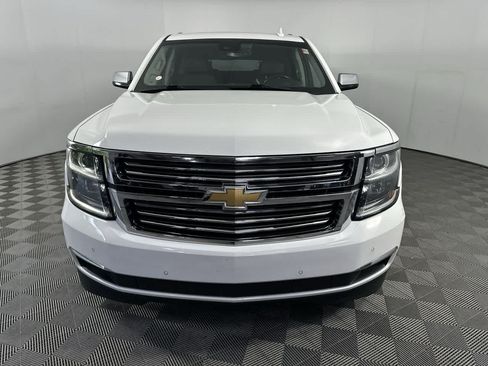 Used 2018 Chevrolet Suburban Premier RWD image 3