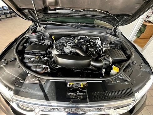 Used 2024 Dodge Durango SXT image 26