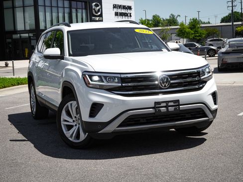 Used 2021 Volkswagen Atlas SE AWD/4WD image 2