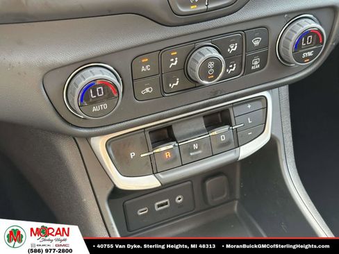 Certified 2023 GMC Terrain SLE w/ Driver Convenience Package AWD/4WD image 28