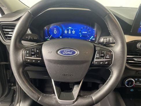 Used 2022 Ford Escape SEL w/ Technology Package AWD/4WD image 14