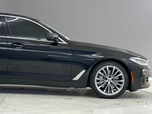 Used 2023 BMW 530i w/ Convenience Package RWD image 34