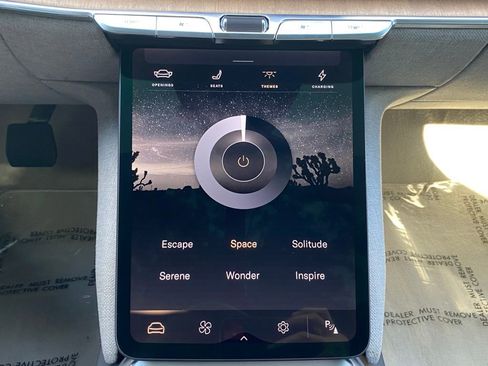 Used 2023 Lucid Air Touring AWD/4WD image 30