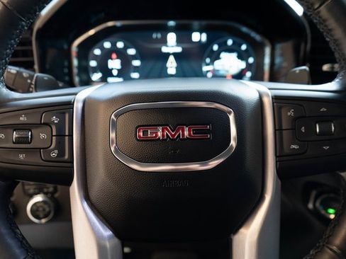 Used 2023 GMC Sierra 1500 SLT w/ SLT Premium Plus Package image 27