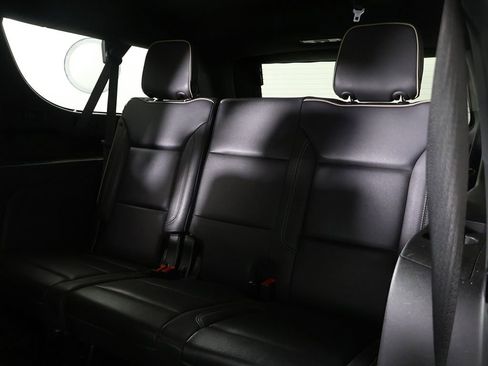 Used 2023 Chevrolet Suburban Premier AWD/4WD image 35
