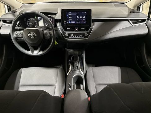 Used 2024 Toyota Corolla LE FWD image 10