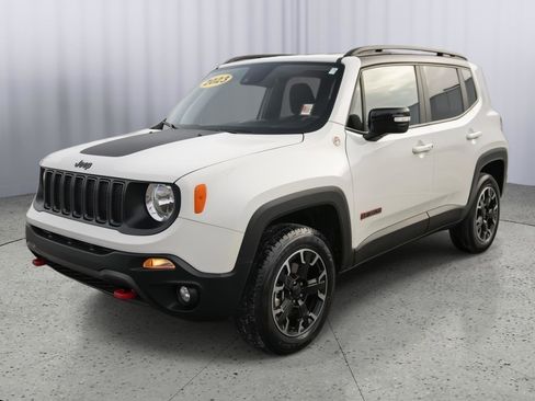 Used 2023 Jeep Renegade Trailhawk image 21
