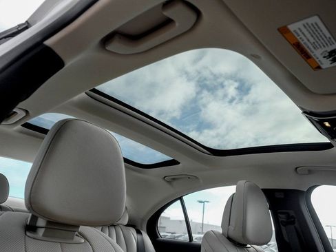 New 2026 Mercedes-Benz E 450 4MATIC Sedan image 23