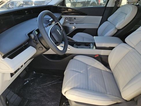 New 2026 Lincoln Nautilus Reserve image 18