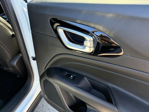 New 2026 Jeep Compass Latitude AWD/4WD image 34