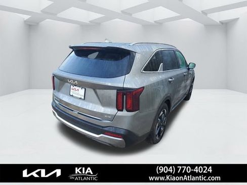 New 2025 Kia Sorento EX w/ EX Panoramic Sunroof Package image 2