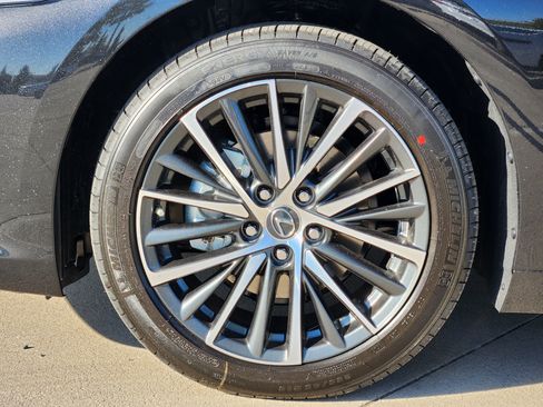 New 2025 Lexus ES 350 w/ Premium Package image 7