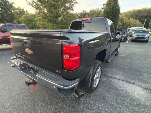Used 2015 Chevrolet Silverado 2500 LTZ w/ Duramax Plus Package AWD/4WD image 7