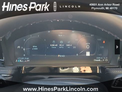 Certified 2023 Lincoln Corsair Standard image 18