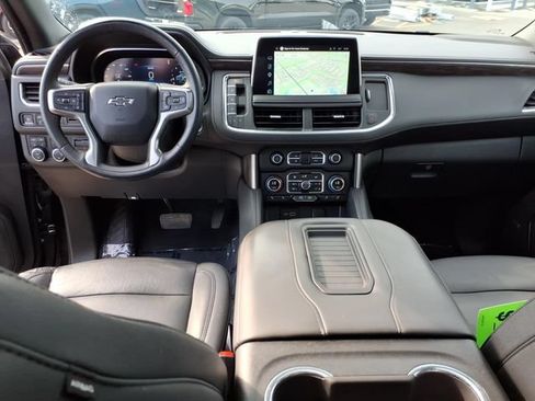 Used 2023 Chevrolet Tahoe Z71 w/ Z71 Off-Road Package AWD/4WD image 16