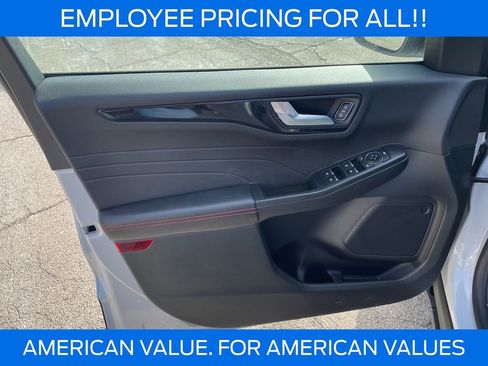 New 2026 Ford Escape ST-Line w/ Tech Pack #1 AWD/4WD image 17