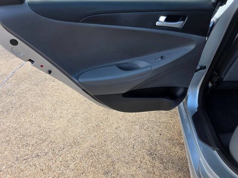 Used 2013 Hyundai Sonata GLS image 15