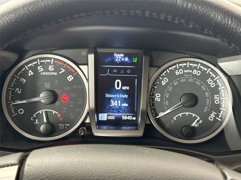 Certified 2022 Toyota Tacoma SR5 image 18