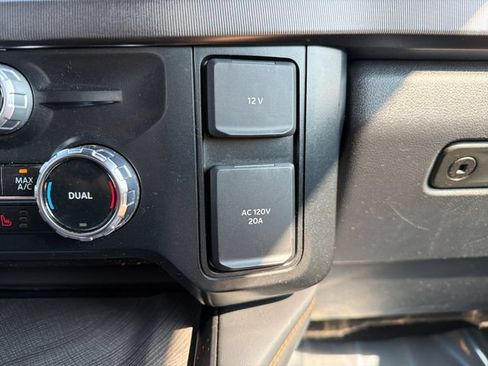 Used 2024 Ford F250 Platinum AWD/4WD image 25