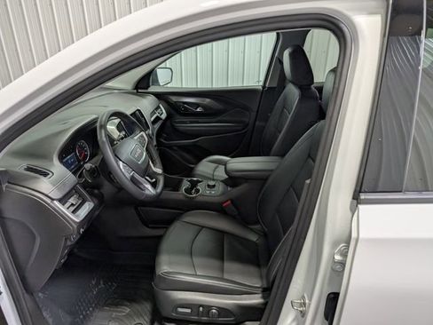 Used 2024 GMC Terrain SLT w/ Elevation Edition AWD/4WD image 14