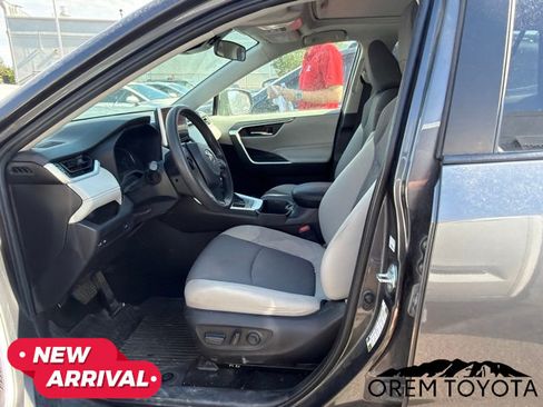 Used 2024 Toyota RAV4 XLE w/ Convenience Package AWD/4WD image 10