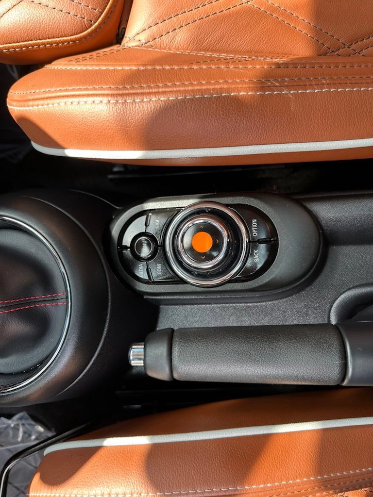 Used 2020 MINI Cooper S FWD image 17