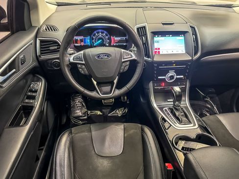 Used 2018 Ford Edge Sport w/ Equipment Group 401A AWD/4WD image 14