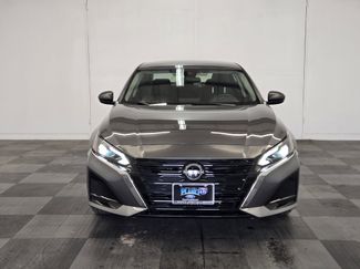 Used 2025 Nissan Altima 2.5 SV video 3
